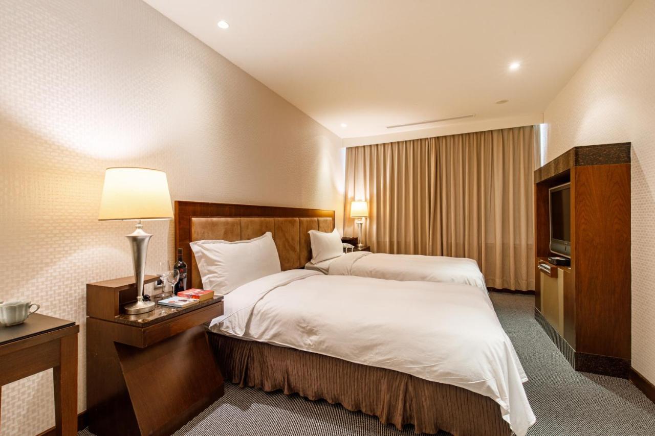 โฮเต็ล เอช ดี พาเลซ Hotel ไทเป ภายนอก รูปภาพ