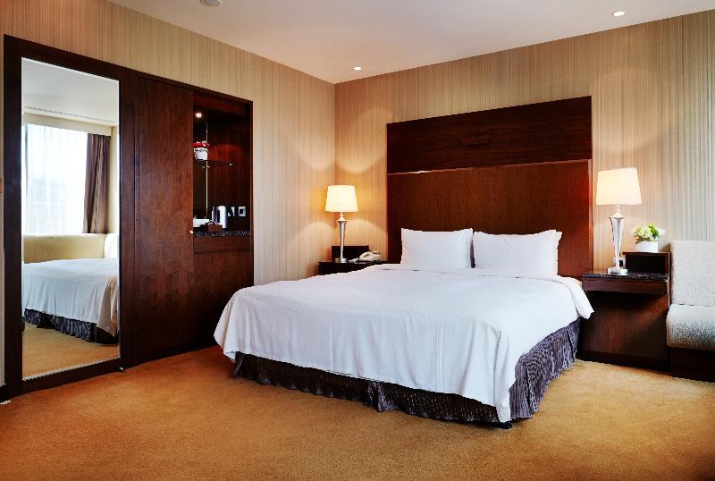 โฮเต็ล เอช ดี พาเลซ Hotel ไทเป ภายนอก รูปภาพ